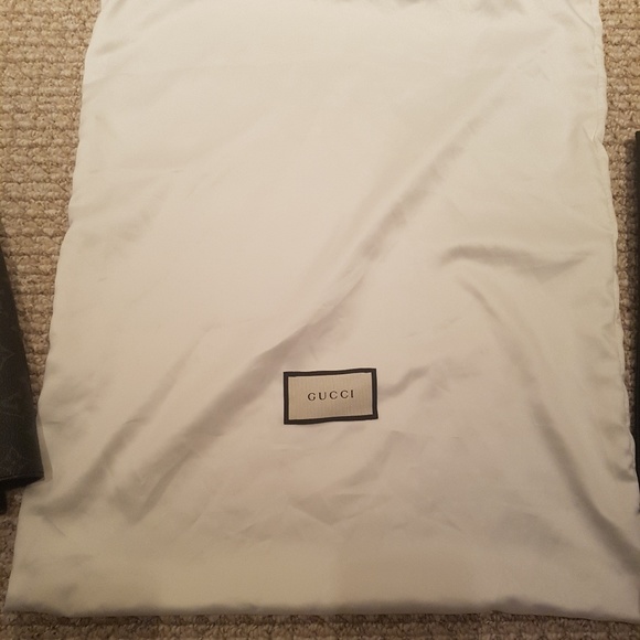 Gucci tote - Picture 3 of 3